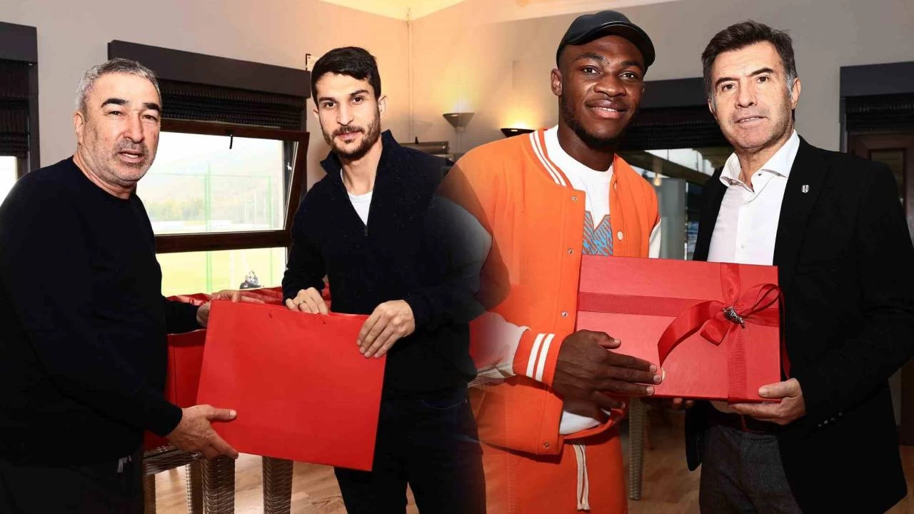 Feyyaz U�ar ile Samet Aybaba futbolcular�n yeni y�l�n� kutlad�