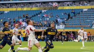 FIFA Kulpler Dnya Kupas'nda statlardaki boluklar gndem oldu