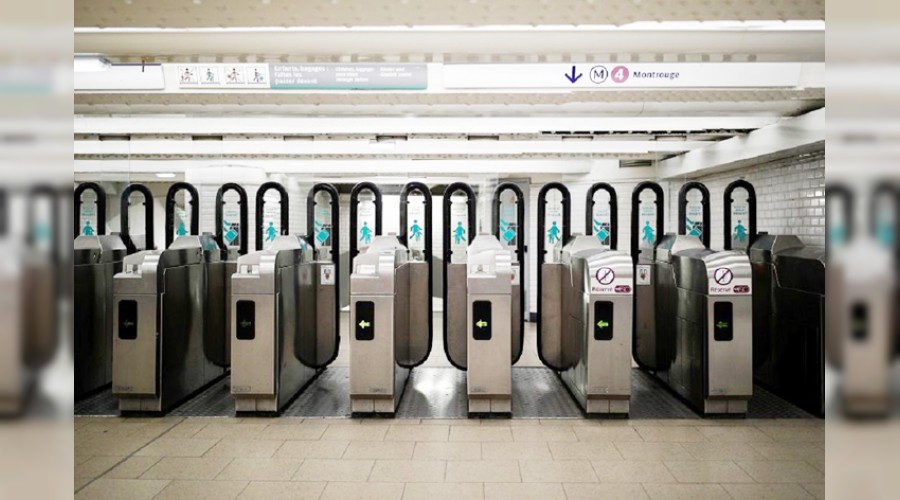 Fransa�da grevler hayat� durdurdu