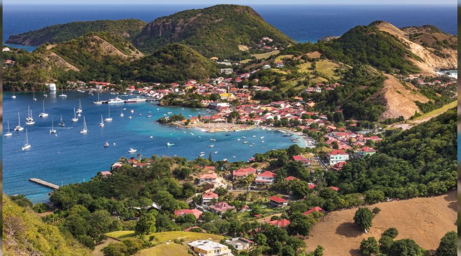 Fransa'nın Guadeloupe adasında sokağa çıkma yasağı