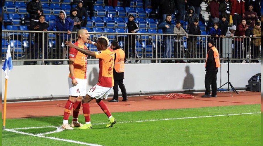 Galatasaray ligde dolu dizgin