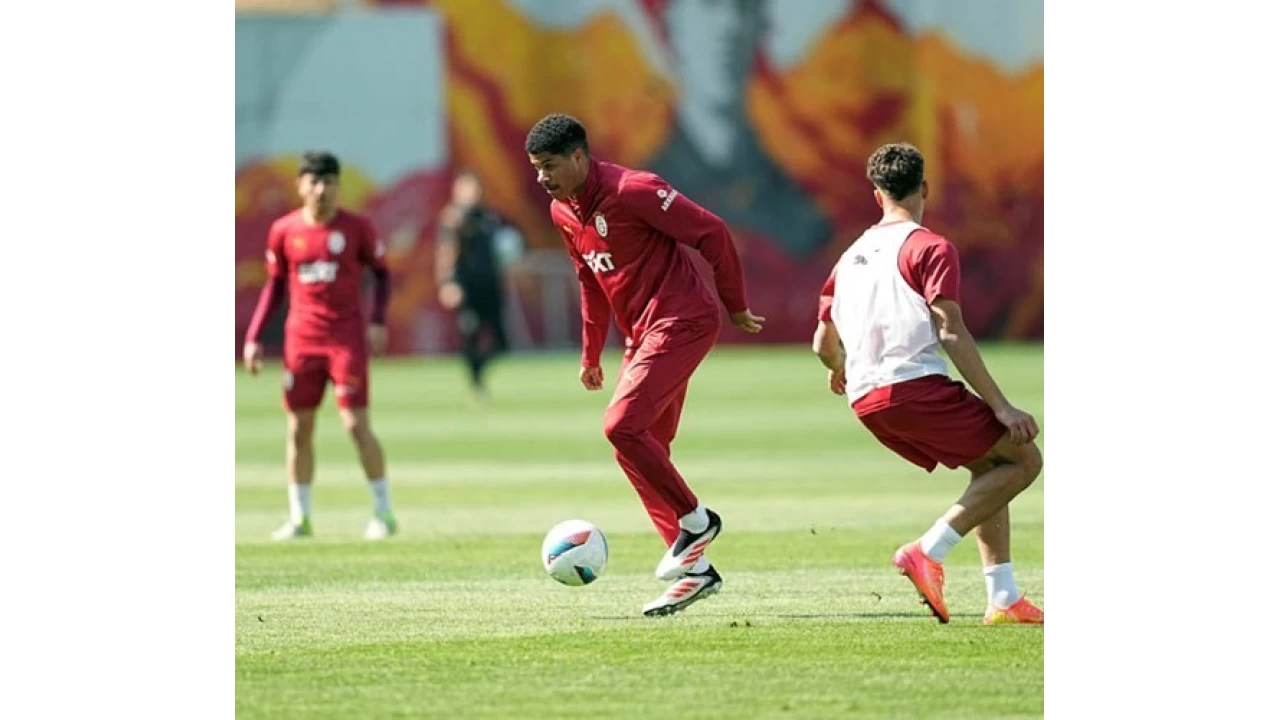 Galatasaray'da Be�ikta� derbisi haz�rl�klar� s�r�yor
