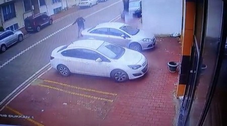 Genç kız 18'nci kattan atladı
