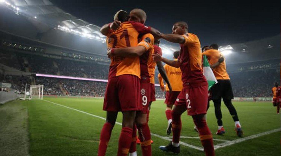 Geri dönüşlerden 16 puan kazandı