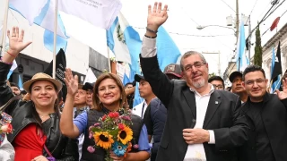 Guatemala'da seilmi Devlet Bakan 5 aydr yemin edemedi