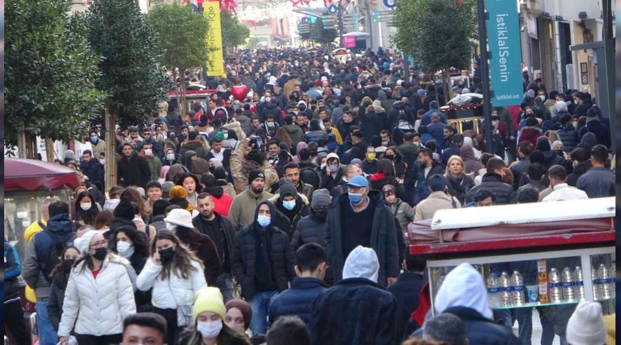 G�ne�i g�ren Taksim'e ak�n etti