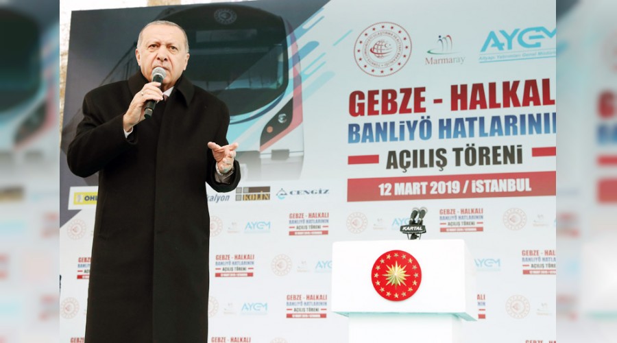 Halkal�-Gebze Hatt� a��ld�