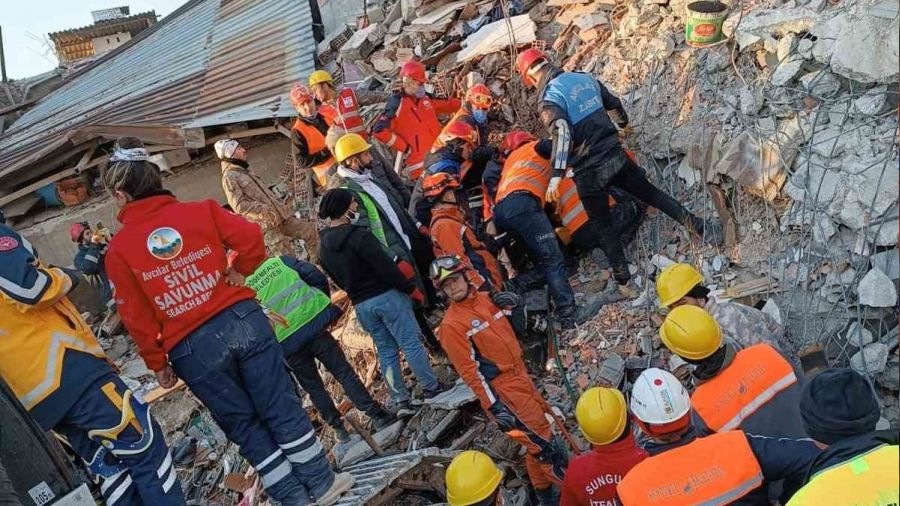 Hatay'da 136 saat sonra gelen inan�lmaz kurtulu�