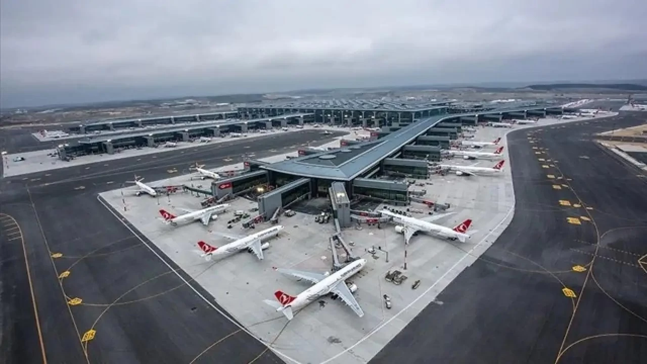 Hava yolunu tercih eden yolcu sayısı 5 ayda 82 milyonu geçti