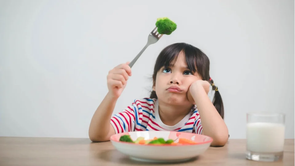 'Her az yiyen �ocuk i�tahs�z de�il'