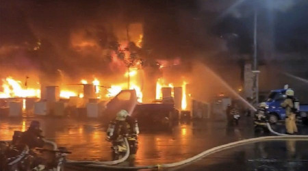 Hindistan'da hastanede yangın faciası: 11 ölü