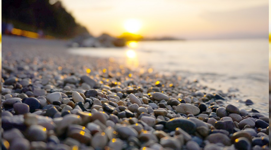 Hz. Abdulkadir Geylani'den Alt�n ���tler