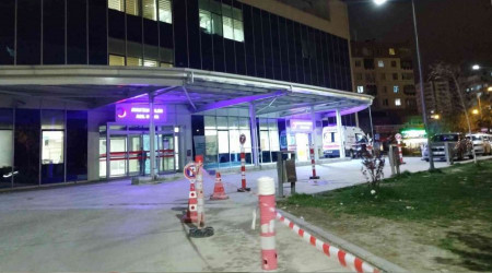 İki grup arasında bıçaklı kavga: 1 yaralı