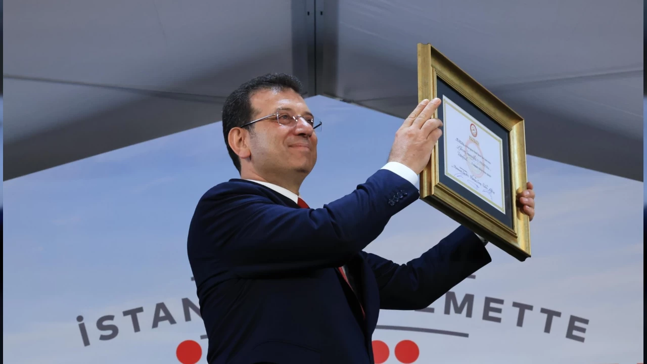 İmamoğlu mazbatasını aldı