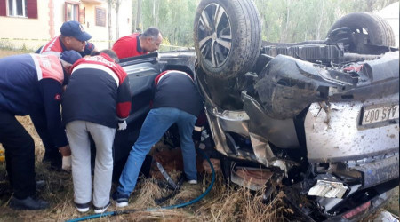 ran dn Sivas'ta kaza geirdiler: 3 l, 1 ar yaral