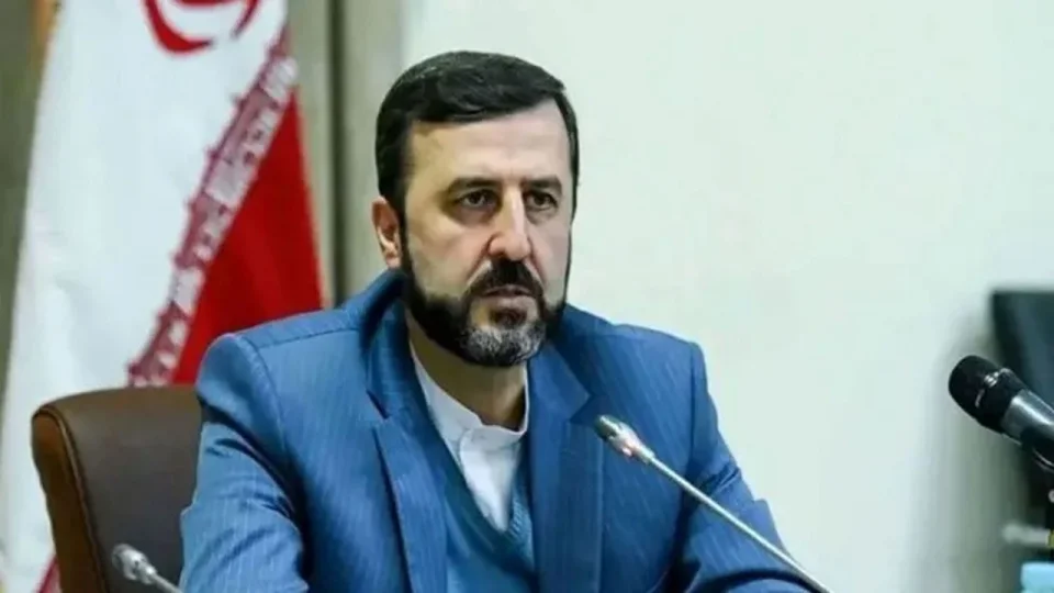 �ran: H�rm�z Bo�az�'ndaki ge�i� koridoru 7 mil geni�li�inde ve g�ney koridoru kapat�ld�