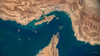 �ran, H�rm�z Bo�az�'ndan kimlerin ge�ebilece�ini duyurdu