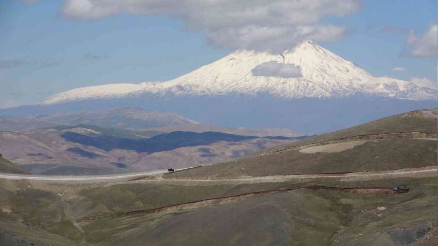 �ran-T�rkiye s�n�r hatt� duvarla kapat�l�yor