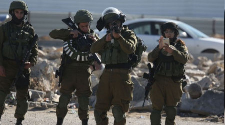 srail askerleri 4 Filistinliyi silahla yaralad