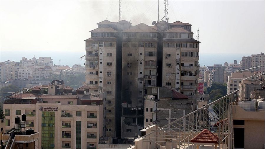 Ýsrail Gazze'yi vurdu: 10 ölü, 55 yaralý