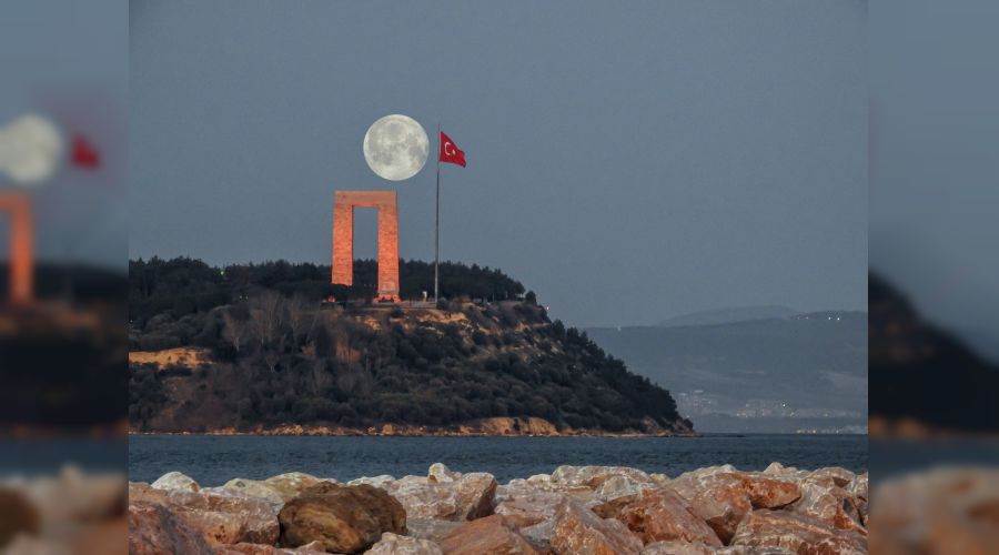 İşte ay'ın 1 yıllık yolculuğu