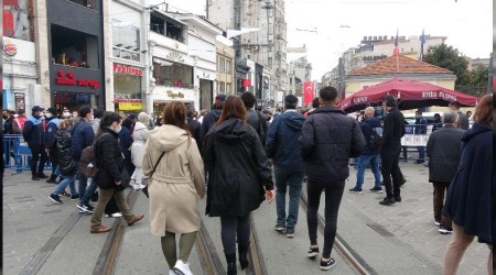 stiklal Caddesi'ne giriler kapatld