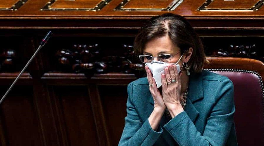 �talya'da yasa d��� telefon dinleme krizi b�y�yor