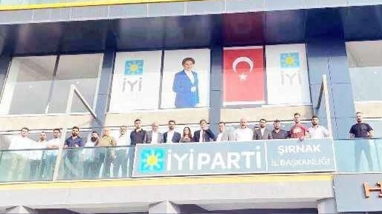 İYİ Parti'de erime devam ediyor