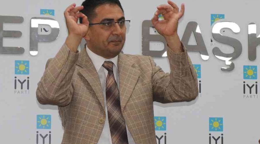 �Y� Parti'de istifa �oku