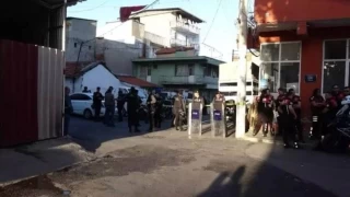 İzmir'deki silahlı kavgada yaralanan 3 çocuk babası adam hayatını kaybetti
