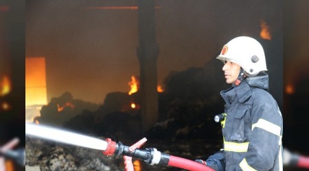 Kahramanmaraş'ta tekstil fabrikasında yangın