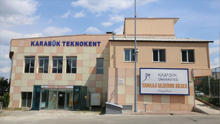 Karabk niversitesi 50 szlemeli personel alacak