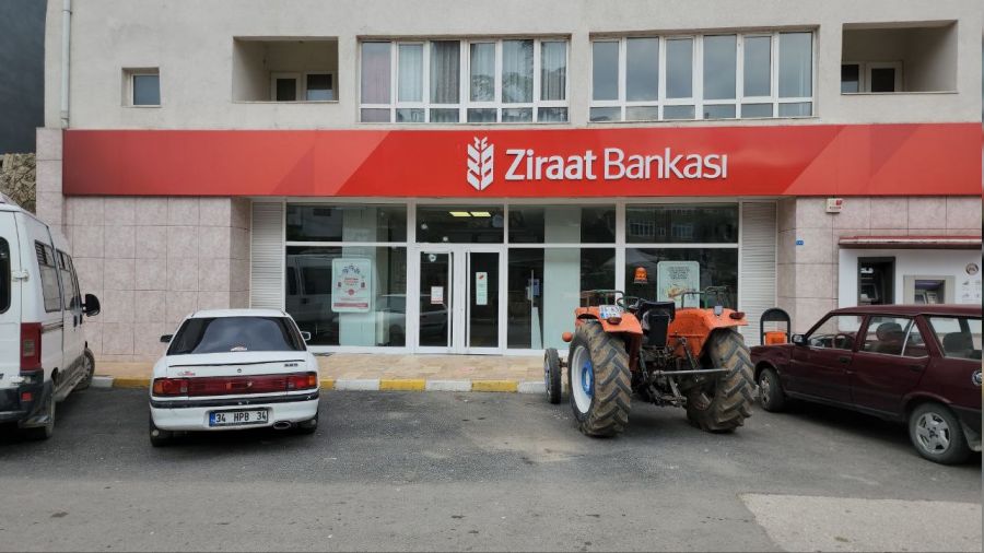 Karab�k'te kamu bankas� kur�unland�