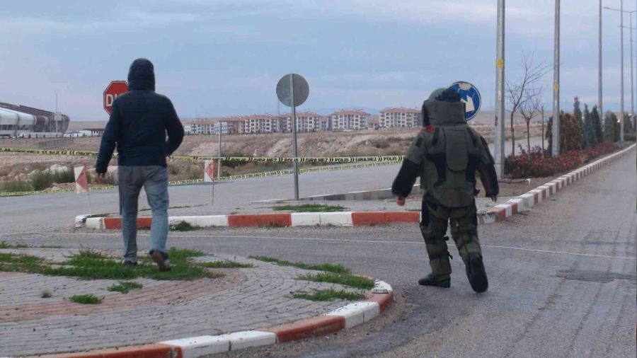 Karaman'da şüpheli çanta polisi alarma geçirdi