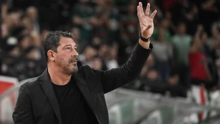 Karşıyaka stresli maçı kazanmasını bildi
