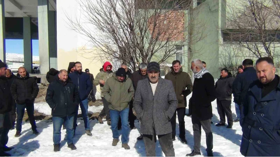 Kars'ta vatanda�lar�n ta� oca�� tepkisi