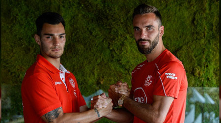 Kartal iki milli yıldızı bitiriyor