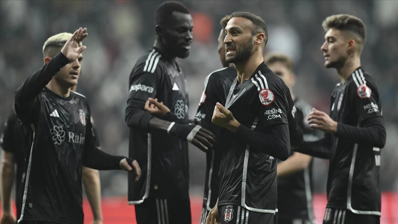 Kartal taraftar�na derbi zaferi ya�atmak istiyor