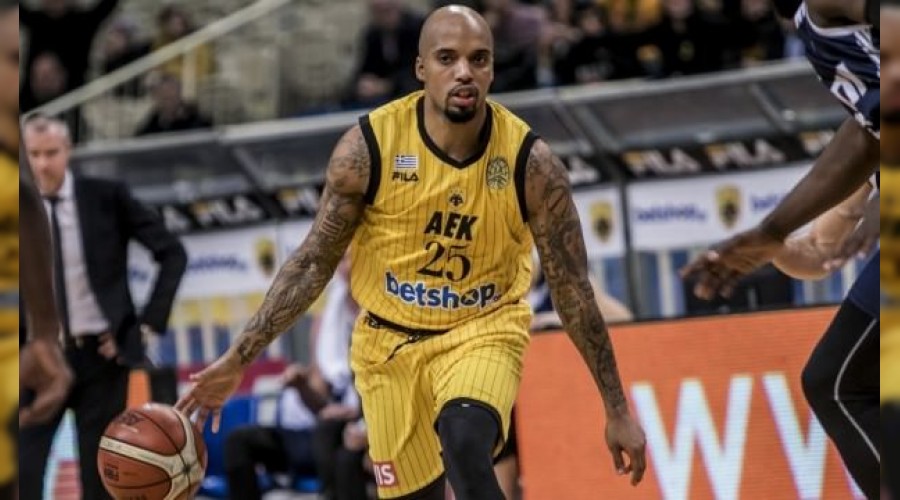 Kartal, Theodore ile anlaştı