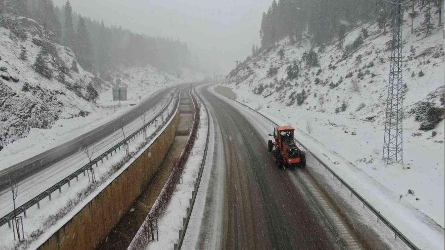 Kastamonu'da nisan kar