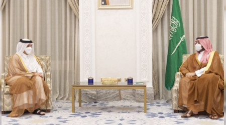 Katar, Suudi Arabistan'a yanaşıyor