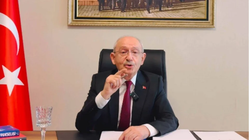 Kemal Kılıçdaroğlu, CHP yönetimini topa tuttu