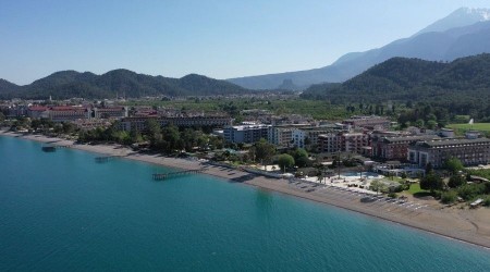 Kemer pandemiye rağmen 1 milyon turist ağırladı