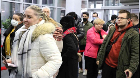 Kiev'den gelen ilk kafile Türkiye'ye ulaştı