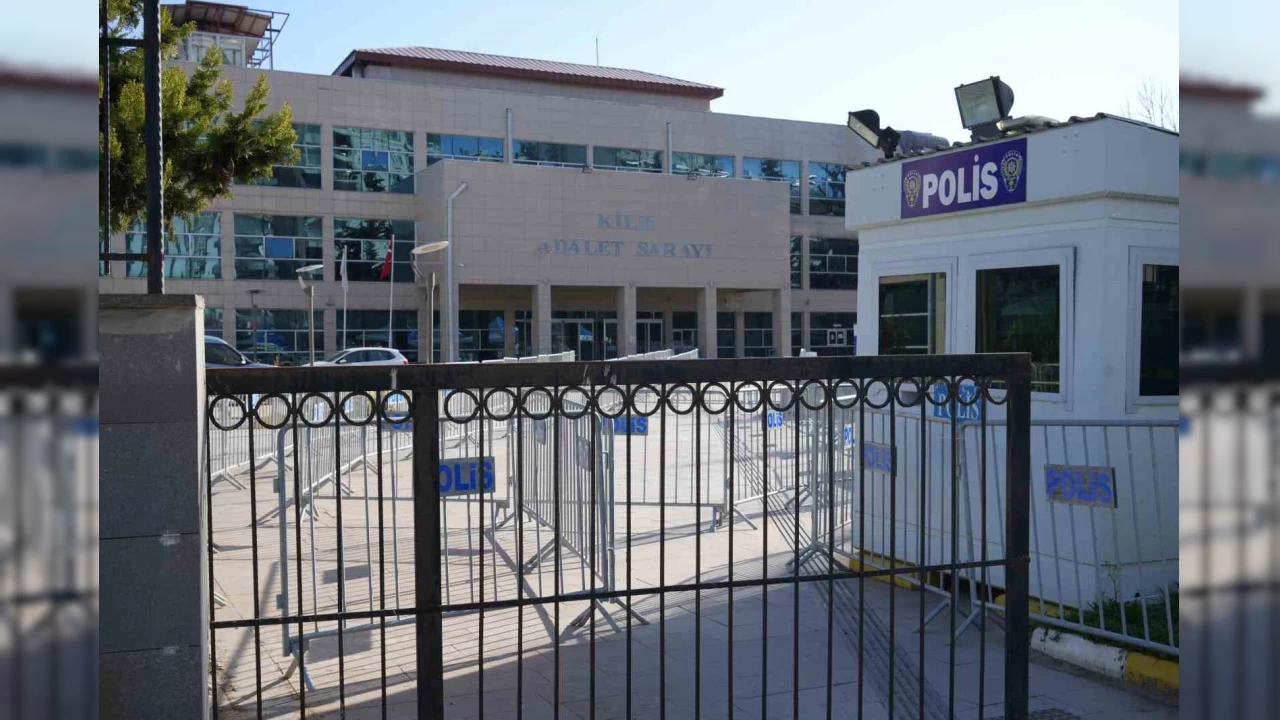 Kilis'te ilk oy çuvalları YSK'ye getirildi
