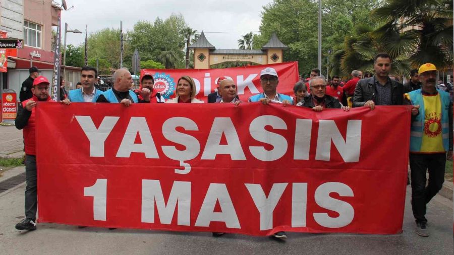 Kocaeli'de binlerce işçi 1 Mayıs'ta buluştu