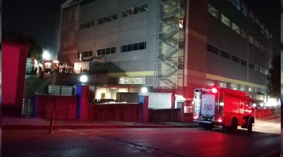 Kocaeli'de korkutan fabrika yangını