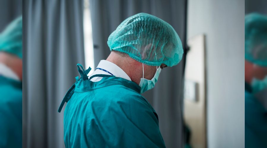 Koronadan �len sa�l�k��lar�n ailelerine �ok