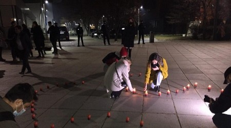 Kosova'da kadn cinayetleri protestosu