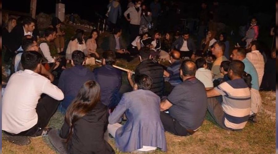 Kültür gezisinde korona virüsü yok saydılar